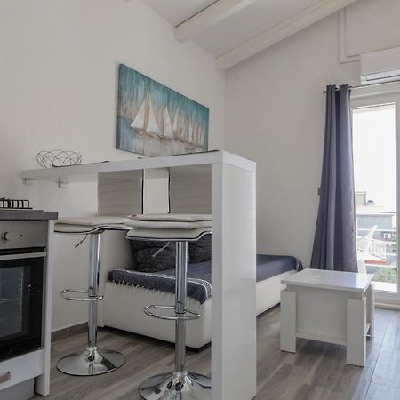 Appartamento Zorana Rogoznica  Esterno foto
