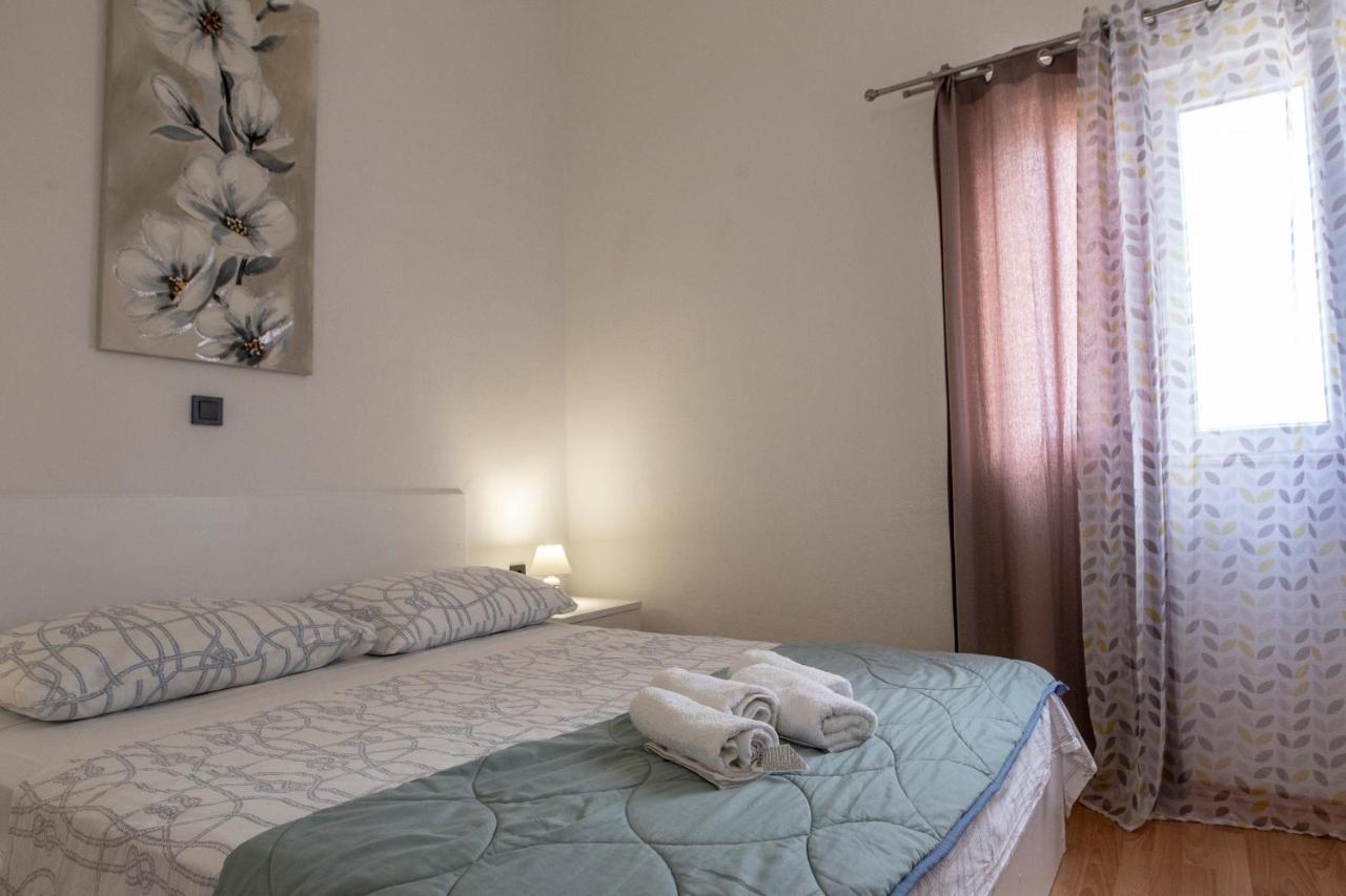 Appartamento Zorana Rogoznica  Esterno foto