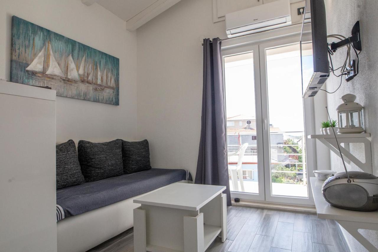 Appartamento Zorana Rogoznica  Esterno foto